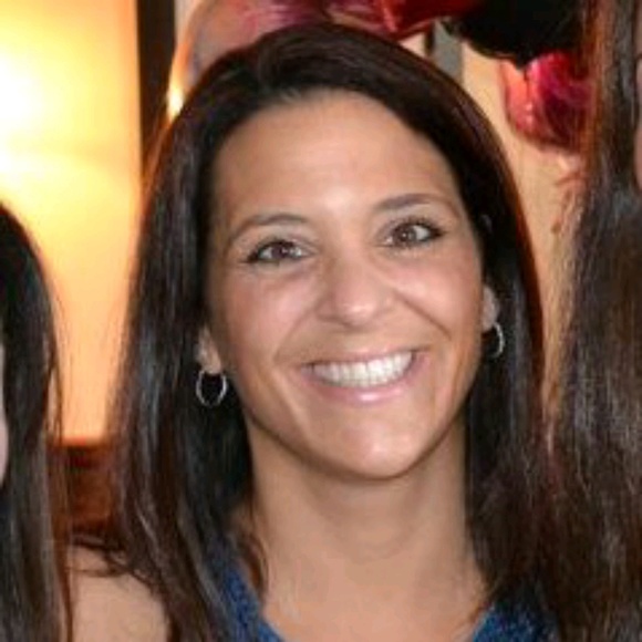 Meet your Posher, Christine - Picture 1 of 1